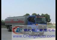 欧曼小三轴 25方 国三210马力程力威牌CLW5251GHYB3化工液体运输车