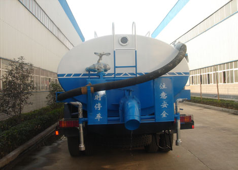 东风140吸粪车图片3