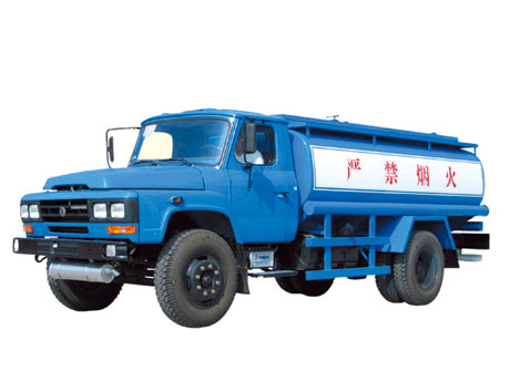 东风140尖头<a href=http://jiayouche.chengliauto.com/ target=_blank class=infotextkey>加油车</a>图片2