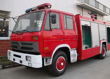 东风153<a href=http://xiaofangche.chengliauto.com/ target=_blank class=infotextkey>干粉消防车</a>图片3