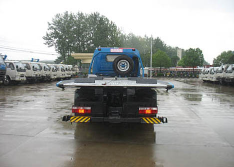 福田轻卡<a href=http://qingzhangche.chengliauto.com/ target=_blank class=infotextkey>清障车</a>图片2