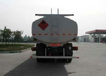欧曼后双桥运油车