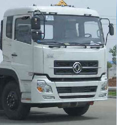 东风天龙前四后八运油车