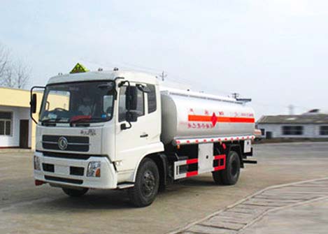 东风天锦<a href=http://hg.chengliauto.com/ target=_blank class=infotextkey>化工液体运输车</a>图片1