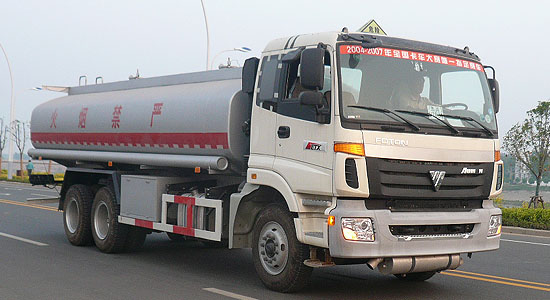欧曼后双桥<a href=http://youguanche.chengliauto.com/ target=_blank class=infotextkey>运油车</a>