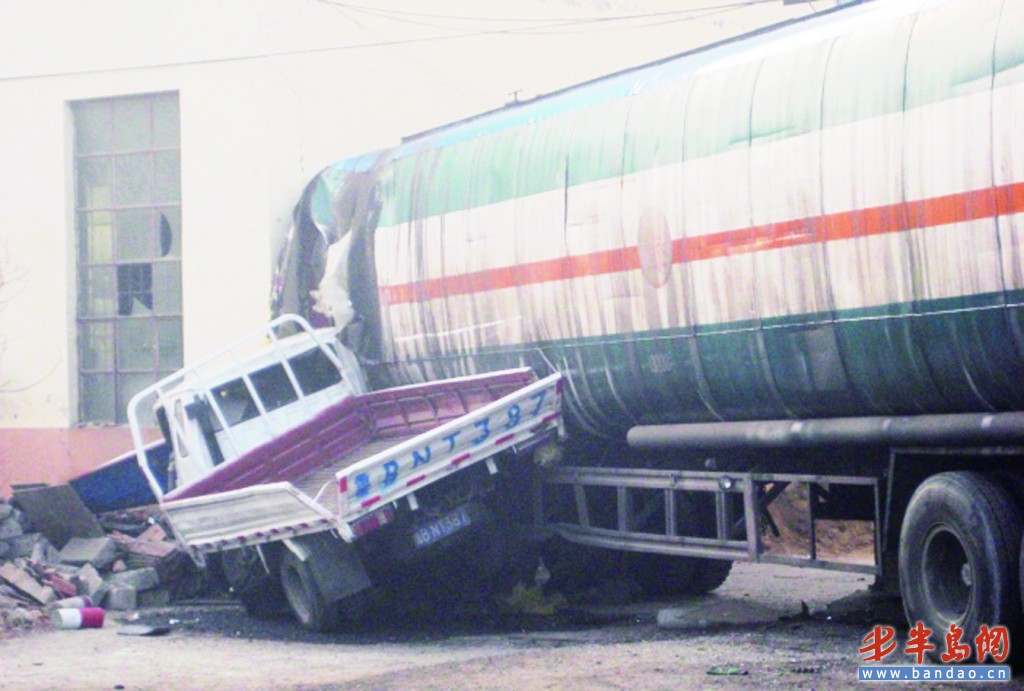 <a href=http://youguanche.chengliauto.com/ target=_blank class=infotextkey>油罐车</a>
