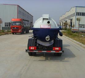 欧曼真空吸污车