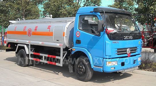湖北程力_东风多利卡<a href=http://youguanche.chengliauto.com/ target=_blank class=infotextkey>油罐车</a>(8吨)