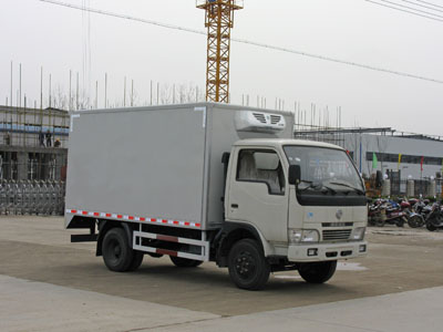 东风福瑞卡S3000冷藏车CLW5050XLC3