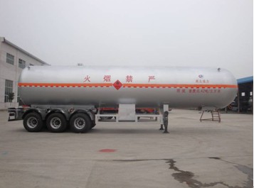 程力三桥液化气体<a href=http://banguache.chengliauto.com/ target=_blank class=infotextkey>半挂车</a>(58.5m3)