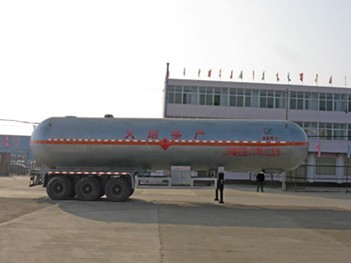 程力三桥二甲醚运输<a href=http://banguache.chengliauto.com/ target=_blank class=infotextkey>半挂车</a>(47.58m3)