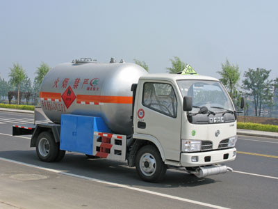 东风大金霸液化<a href=http://yh.chengliauto.com/ target=_blank class=infotextkey>气体运输车</a>(丙烷)