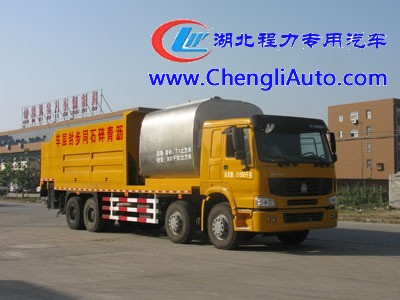 重汽前四后八沥青碎石同步封层车